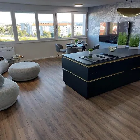 Casa Bianca Luxury Apartment *