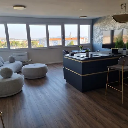 Casa Bianca Luxury Apartment *