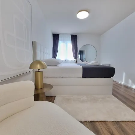 Casa Bianca Luxury Апартаменты *