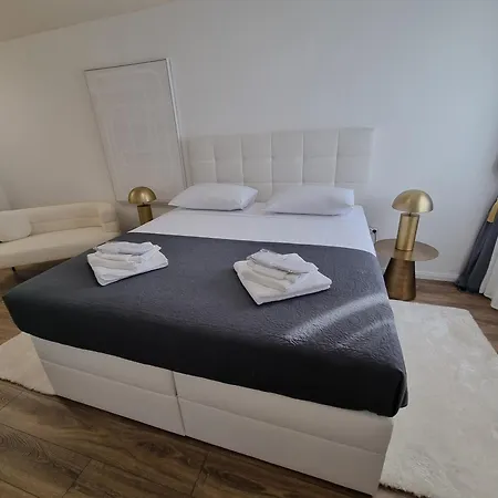 Casa Bianca Luxury Апартаменты *