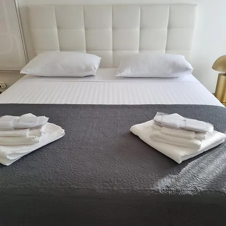 Casa Bianca Luxury Apartment *
